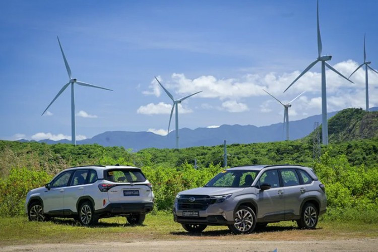 Subaru Philippines đã chính thức gia nhập thị trường xe hybrid với màn ra mắt của Subaru Forester e-Boxer Hybrid 2026 mới. Mẫu SUV lai điện này hứa hẹn trở thành đối thủ cạnh tranh của Honda CR-V e:HEV, Hyundai Tucson Hybrid, Toyota RAV4 Hybrid...