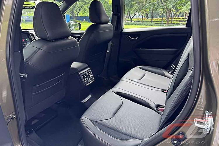 Hỗ trợ cho động cơ là mô-tơ điện đi kèm pin lithium-ion 1,1 kWh, cung cấp thêm 122 mã lực và 276 Nm mô-men xoắn. Hệ truyền động kết hợp hộp số CVT Lineatronic và hệ dẫn động bốn bánh toàn thời gian Symmetrical AWD đặc trưng của Subaru.