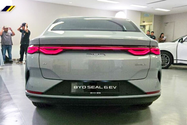 View - BYD Seal 6 từ 630 triệu đồng tại Malaysia, có về Việt Nam? | Báo Tri thức và Cuộc sống - TIN TỨC PHỔ BIẾN KIẾN THỨC 24H