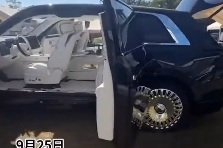 Khung gầm của xe hỗ trợ trí thông minh nhân tạo AI, đi kèm hệ thống treo chủ động toàn phần, có khả năng quét mặt đường bằng camera và điều chỉnh trong chưa đầy 2 mili-giây. Thêm vào đó là hệ thống đánh lái bánh sau tới 24 độ, giúp mang đến bán kính quay vòng dưới 5 mét.