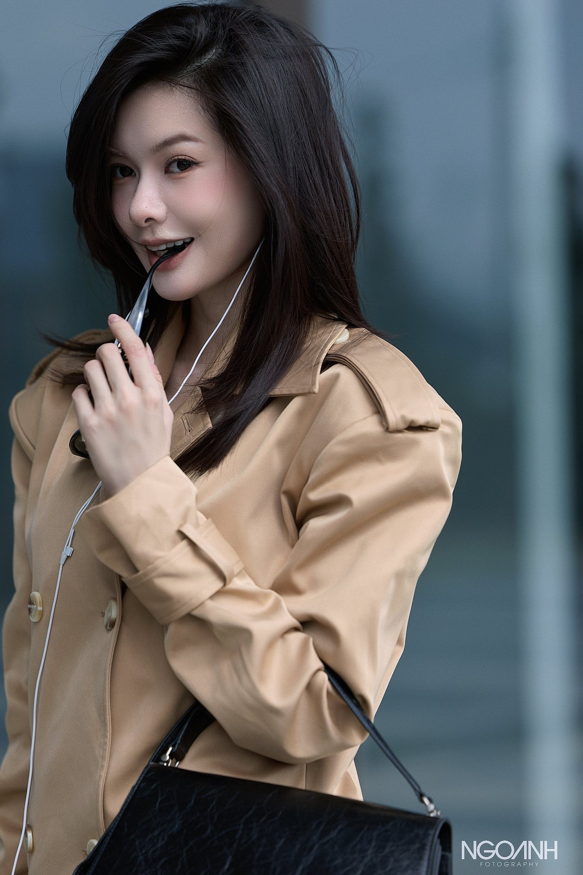 Trên mạng xã hội, Yên Đan xây dựng hình ảnh gần gũi khi thường xuyên chia sẻ kiến thức chăm sóc da, makeup, review sản phẩm bằng trải nghiệm cá nhân. Phong cách nói chuyện mạch lạc, kiến thức nền tốt giúp cô có lượng người theo dõi ổn định và được nhiều nhãn hàng tin tưởng hợp tác.