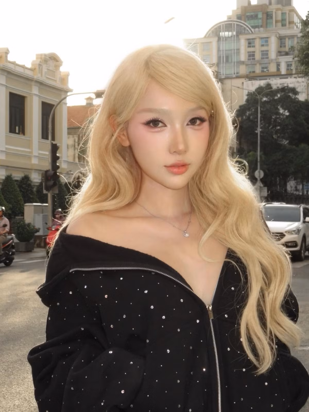 Mỹm Trần từng vào top 10 Hoa hậu Chuyển giới Việt Nam 2023.