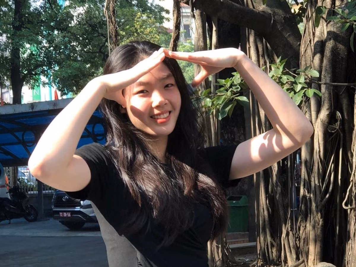 Hình ảnh tươi trẻ, năng động của VĐV Phạm Quỳnh Hương ở đời thường.