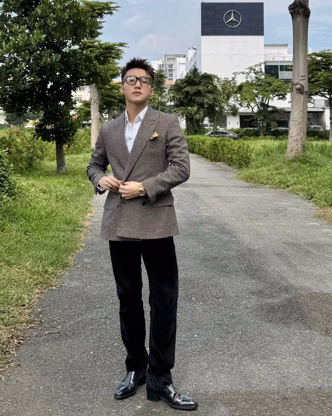 Đây không phải lần đầu Sơn Tùng M-TP khiến cộng đồng mạng “rụng tim” bởi những màn thả thính duyên dáng, vừa thông minh vừa rất đúng chất riêng.