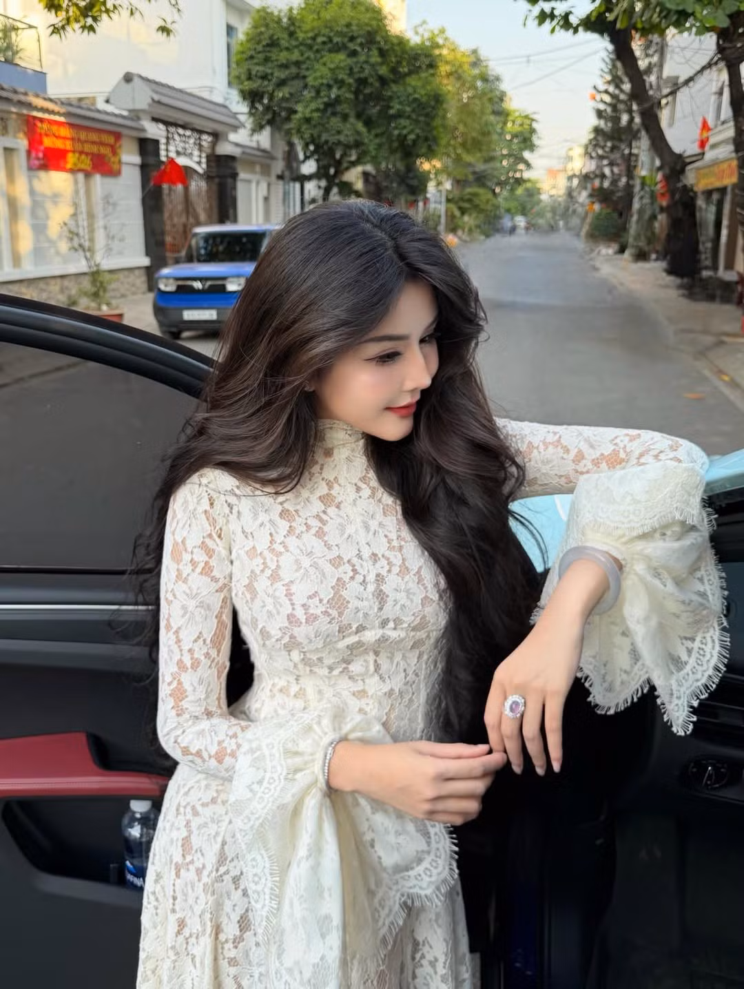 Hình ảnh của Võ Ngọc Trân từng được nhiều trang tin nước ngoài như Sina (Trung Quốc) hay Sports Seoul (Hàn Quốc) đăng tải và ca ngợi với những mỹ từ như “không góc chết”.