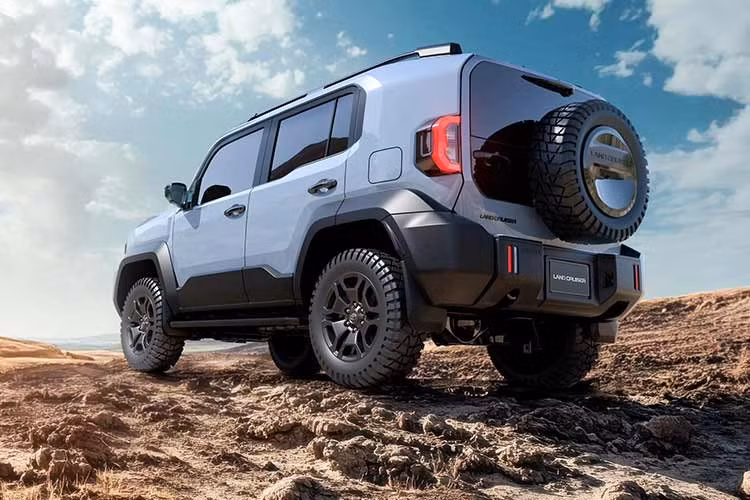 Đối với một số thị trường tại Đông Âu, khách hàng sẽ có thêm sự lựa chọn với động cơ Diesel truyền thống hoặc động cơ xăng tăng áp 2.4L, phù hợp với đặc thù sử dụng và quy định khí thải tại từng quốc gia.