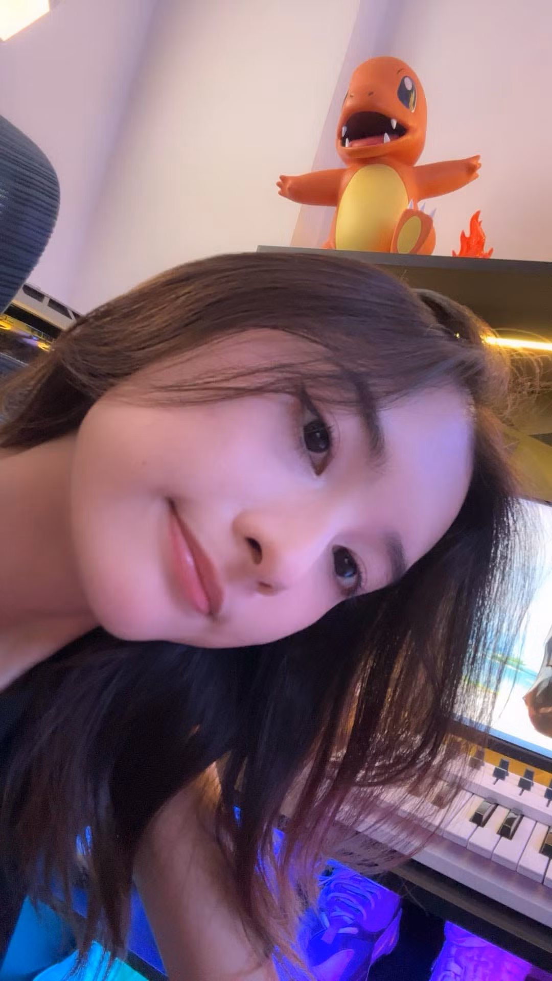 Tuy nhiên, trận đấu được mong chờ đã kết thúc với thất bại đáng tiếc cho MU. Đây là một cú sốc lớn đối với người hâm mộ, đặc biệt là những người như nữ streamer này, người đã đặt niềm tin và hy vọng vào đội bóng yêu thích.