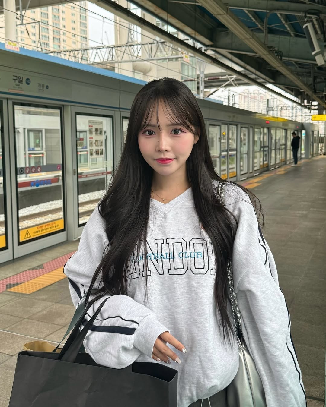 Nhan sắc đời thường của Suly.