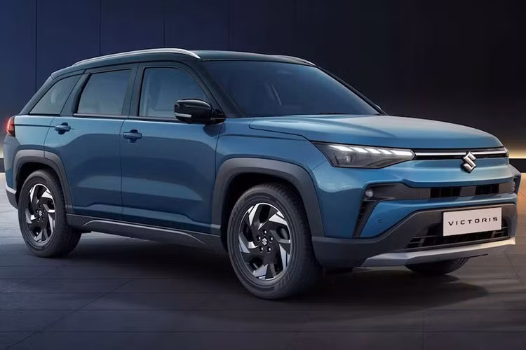Suzuki vừa ra mắt mẫu SUV hạng B mới mang tên Victoris tại Ấn Độ, được định vị là dòng xe đầu bảng của hãng tại đây. Dựa trên nền tảng của mẫu Grand Vitara nhưng Suzuki Victoris sở hữu ngoại hình khác biệt và trang bị tiêu chuẩn cao cấp hơn nhiều.