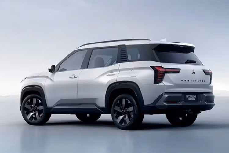 Một câu hỏi khác được đặt ra là liệu Destinator có thể được lắp ráp tại nhà máy MMPC ở Sta. Rosa trong thời gian tới hay không. Hiện doanh nghiệp chưa tiết lộ kế hoạch sản xuất mẫu xe nào mới.