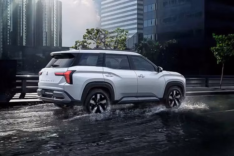 Động thái "nhá hàng" này khiến giới quan sát cho rằng mẫu xe Destinator nhiều khả năng sẽ được phân phối tại thị trường Philippines trong tương lai gần.