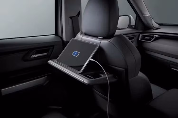 Mẫu xe này không quá xa lạ với thị trường Philippines khi từng xuất hiện dưới dạng concept mang tên DST Concept tại Triển lãm Ô tô Quốc tế Philippines (PIMS) 2024.