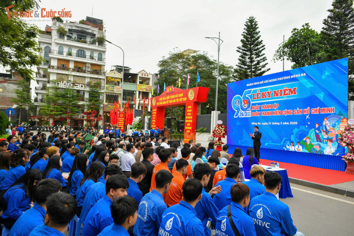 Nhân kỷ niệm 95 năm Ngày thành lập Đoàn Thanh niên Cộng sản Hồ Chí Minh (26/3/1931-26/3/2026), sáng 21/3, Đoàn Thanh niên phường Đống Đa, thành phố Hà Nội, long trọng tổ chức lễ kỷ niệm với sự tham dự của các đồng chí lãnh đạo địa phương, đại biểu qua các thời kỳ và đông đảo đoàn viên, thanh niên.