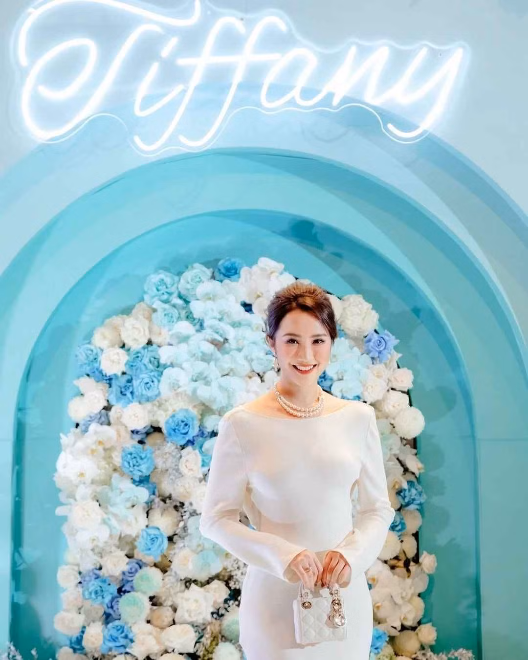 Thỉnh thoảng, Primmy Trương cũng nhận lời quảng cáo cho một số thương hiệu mỹ phẩm, thời trang.