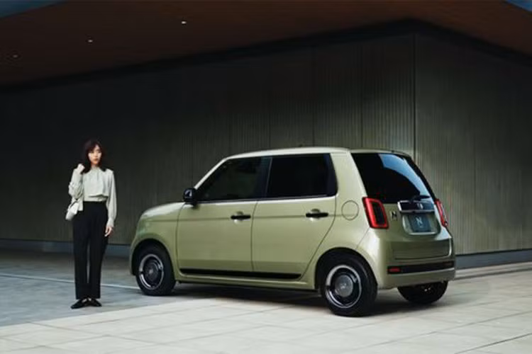 Ngoài ra, hai concept xe máy điện gồm EV Fun và EV Urban cũng được mang đến trưng bày, cho thấy định hướng mở rộng hệ sinh thái phương tiện điện của Honda trong tương lai gần.