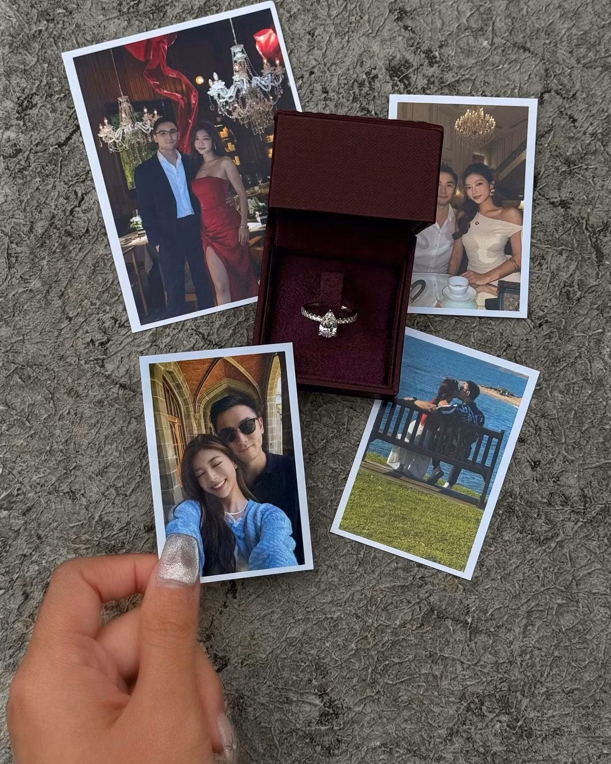 Với động thái này, netizen đã dự đoán đám cưới của cặp đôi cũng sẽ là sự kiện quy tụ dàn khách mời xin xò.