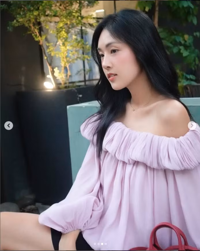 Với những lợi thế ngoại hình, Misoa Kim Anh bén duyên nghệ thuật qua lĩnh vực diễn xuất, người mẫu ảnh.