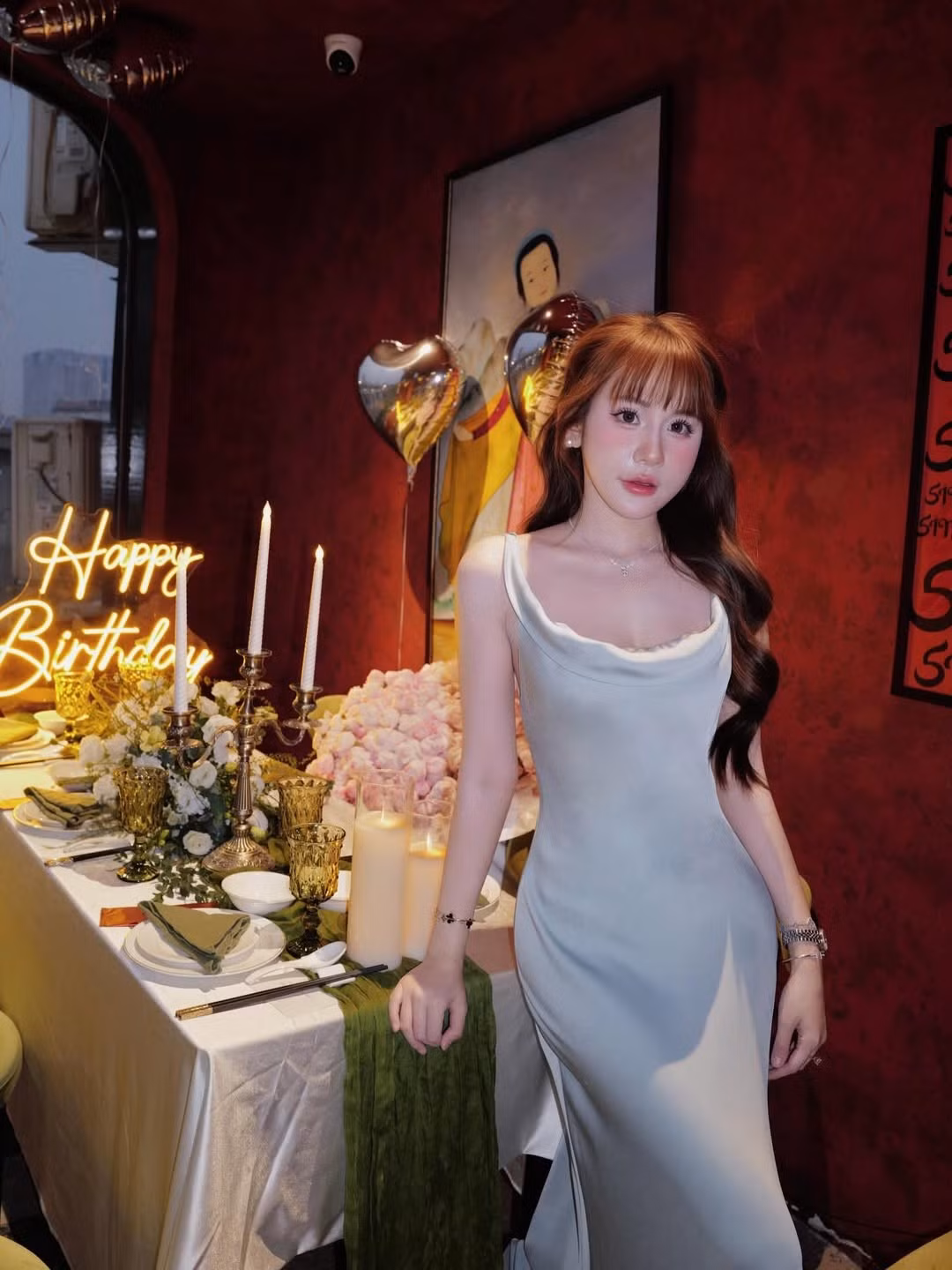 Dù chỉ mới tập luyện bi-a khoảng 3 năm trở lại đây, Tuyết Anh đã nhanh chóng khẳng định tên tuổi tại nhiều giải phong trào, giành Á quân các giải đơn nữ mở rộng tại Hà Nội và lọt vào vòng chung kết giải VĐQG 2023.