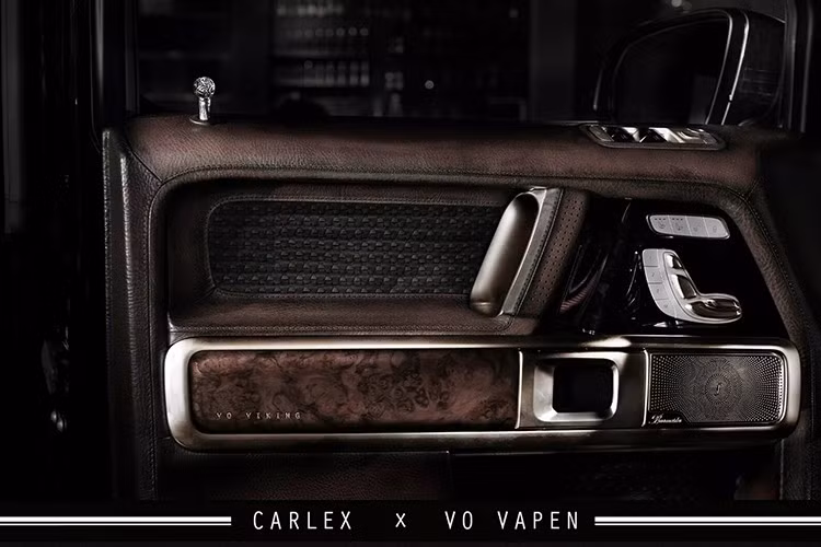 Tất cả đều được điểm xuyết bằng vàng 24K và thiết kế nòng đôi, thể hiện sự kết hợp hoàn hảo giữa nghệ thuật và sức mạnh.