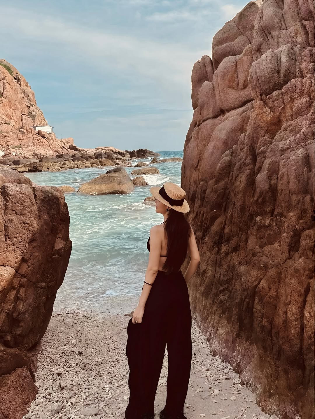 Nhiều người không khỏi trầm trồ và tò mò về bí quyết giữ gìn vóc dáng của nữ diễn viên này.