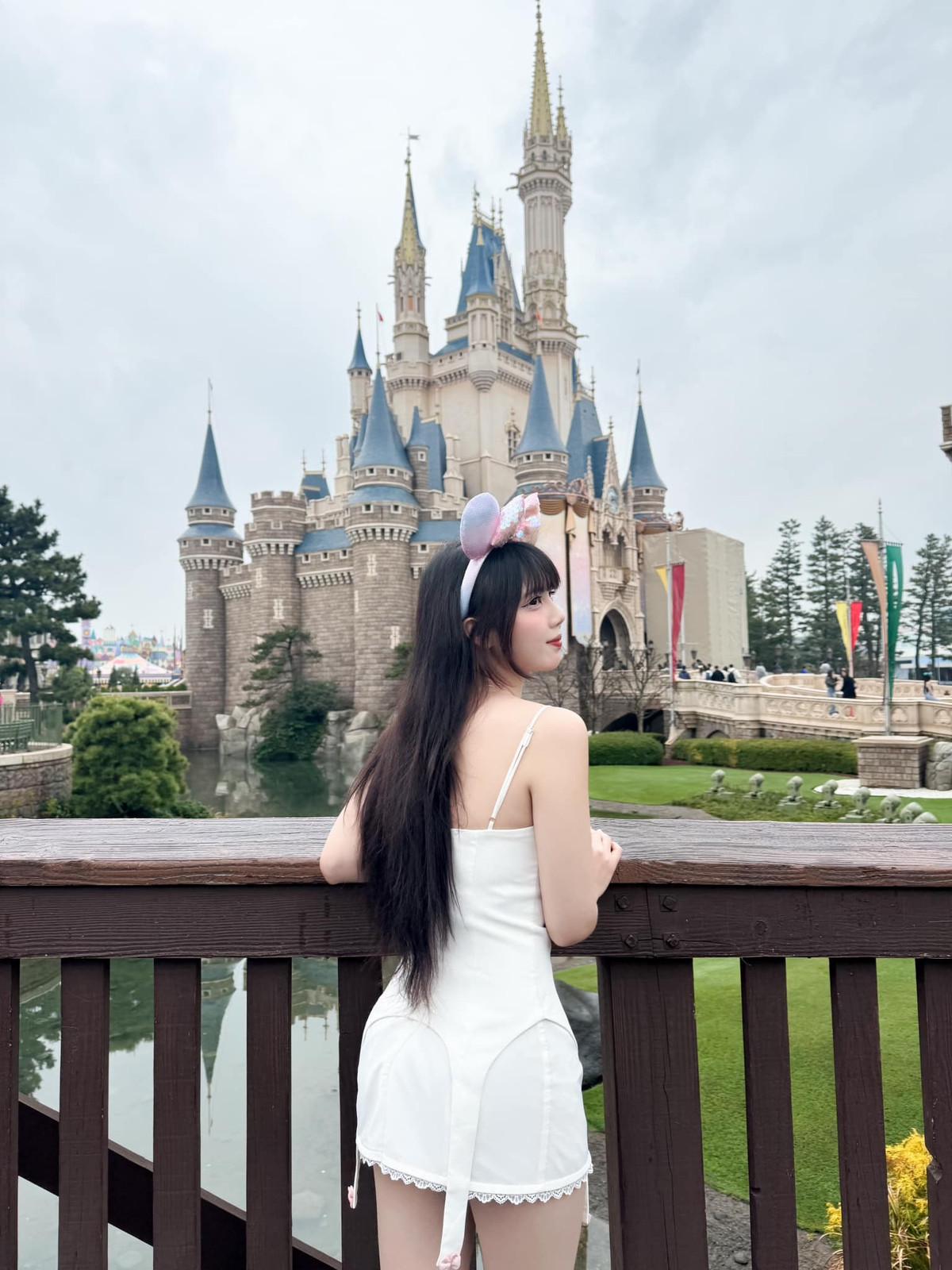 Không chỉ khẳng định vị thế của mình, Hà Phương Boo còn chứng minh được sức hút mãnh liệt của nhan sắc và cá tính riêng biệt của mình trong lòng cộng đồng. Ảnh sử dụng trong bài: FBNV