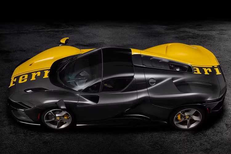 Và đến nay, RM Sotheby’s chuẩn bị đấu giá 1 chiếc Ferrari đặc biệt, Daytona SP3 có số thứ tự 599+1, trên toàn thế giới chỉ có 599 chiếc xe Ferrari Daytona SP3 được sản xuất, và xe thứ 600 này được tạo ra cũng để cho chương trình thiện nguyện bằng cách đấu giá công khai.