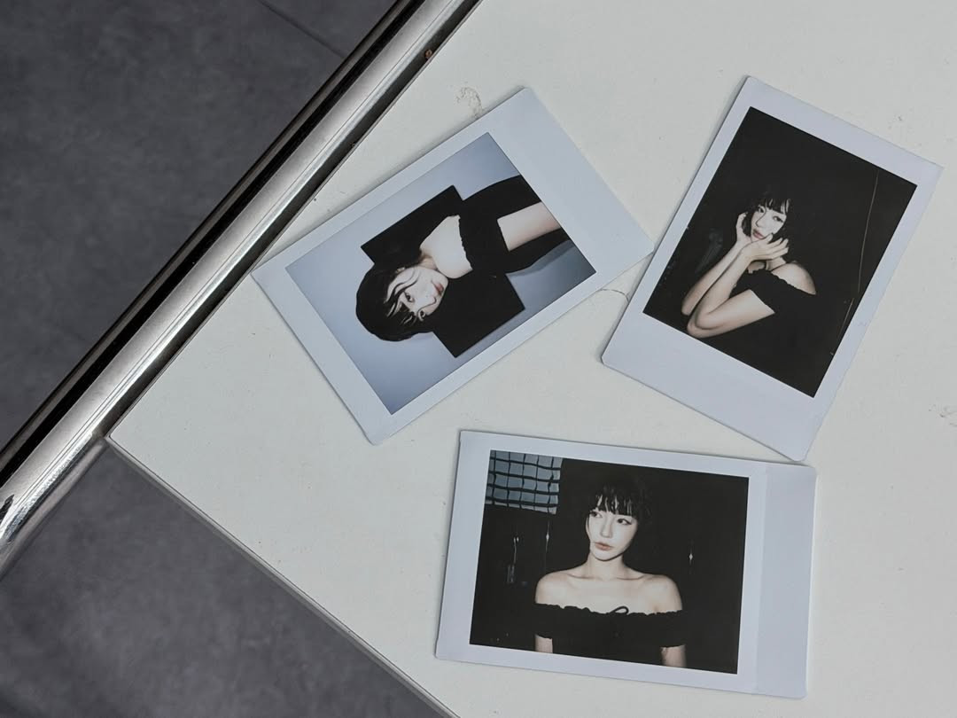 Nhiều khán giả nhận xét, Bâu Krysie ngày càng mang dáng dấp của một người mẫu chuyên nghiệp, không còn đơn thuần là hình ảnh hot girl mạng xã hội như những ngày đầu nổi tiếng.