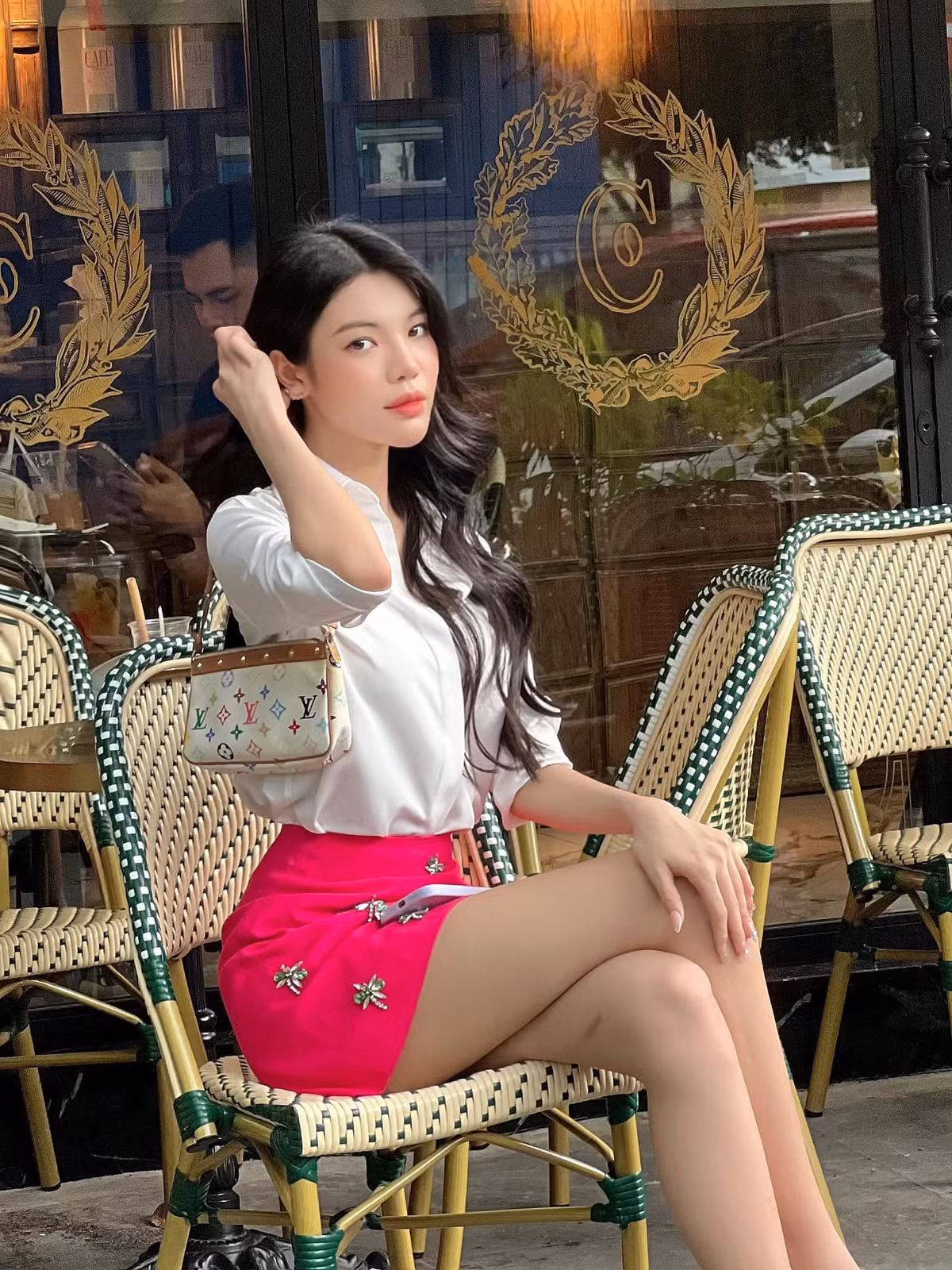 Cho đến năm 14 tuổi, khi nhìn thấy Hương Giang đăng quang cuộc thi Hoa hậu Chuyển giới quốc tế 2018, Tường San đã có đáp án. Cô yêu thích cuộc thi, thấy mình phù hợp, muốn hoàn thiện bản thân cả về nhan sắc lẫn tri thức. Ảnh: FBNV