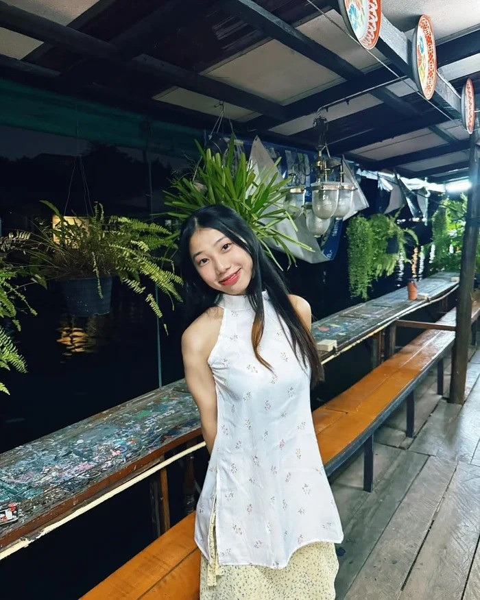 Wacharakul thừa nhận rằng cảm thấy áp lực khi biết mình phải chiến đấu để giành được huy chương vàng đầu tiên cho Thái Lan tại Đại hội Thể thao Đông Nam Á lần này. Điều này thúc đẩy cô cố gắng luyện tập chăm chỉ mỗi ngày.