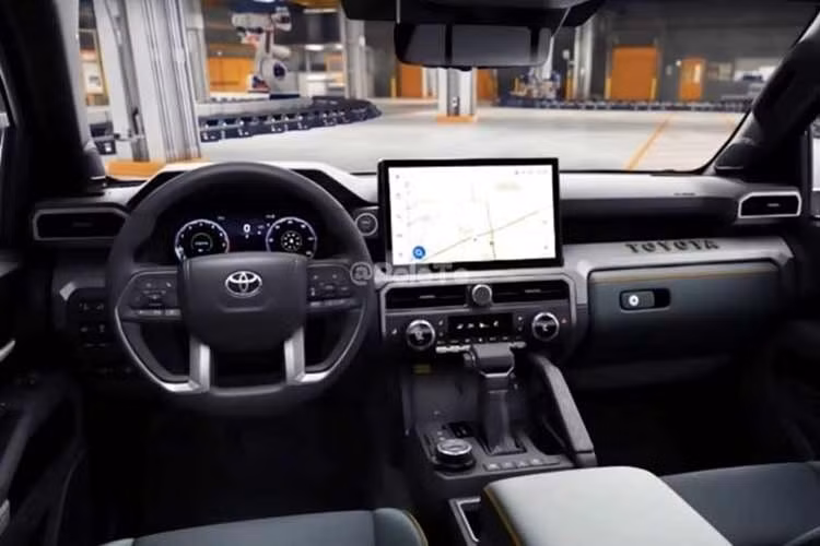 Về thiết kế, bản dựng cho thấy Fortuner 2026 mang phong cách “boxy” vuông vức hơn, với các đường nét góc cạnh, tương tự đàn anh Land Cruiser. Lưới tản nhiệt cũng được thiết kế lại theo hướng mạnh mẽ và cơ bắp hơn, gợi nhắc phong cách SUV địa hình cỡ lớn.