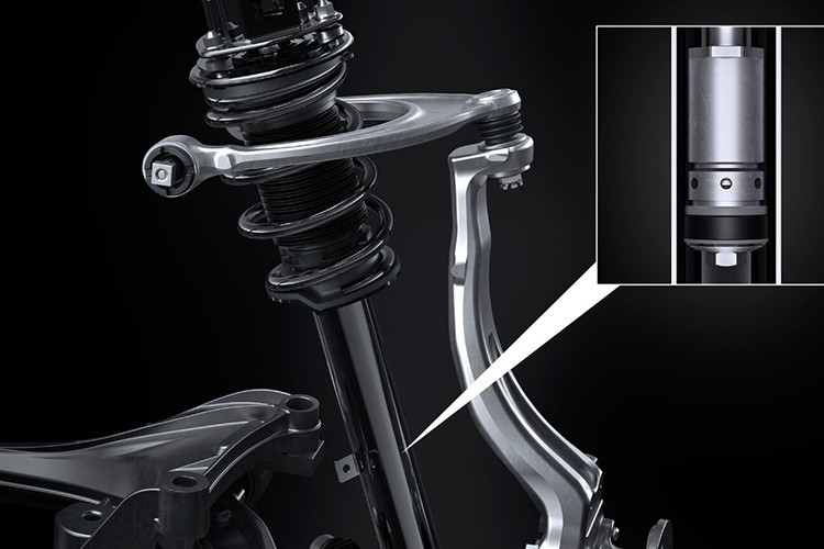 Các trang bị cao cấp của xe bao gồm: Mâm BBS rèn 19 inch sơn đen. Đèn pha ba bóng LED. Cửa sổ trời. Hệ thống âm thanh Mark Levinson. Rèm che nắng sau chỉnh điện. Gói công nghệ và xử lý Handling Package... Lexus IS 2026 chỉ còn một lựa chọn động cơ V6 3.5L hút khí tự nhiên, công suất 314 mã lực và mô-men xoắn 380 Nm.