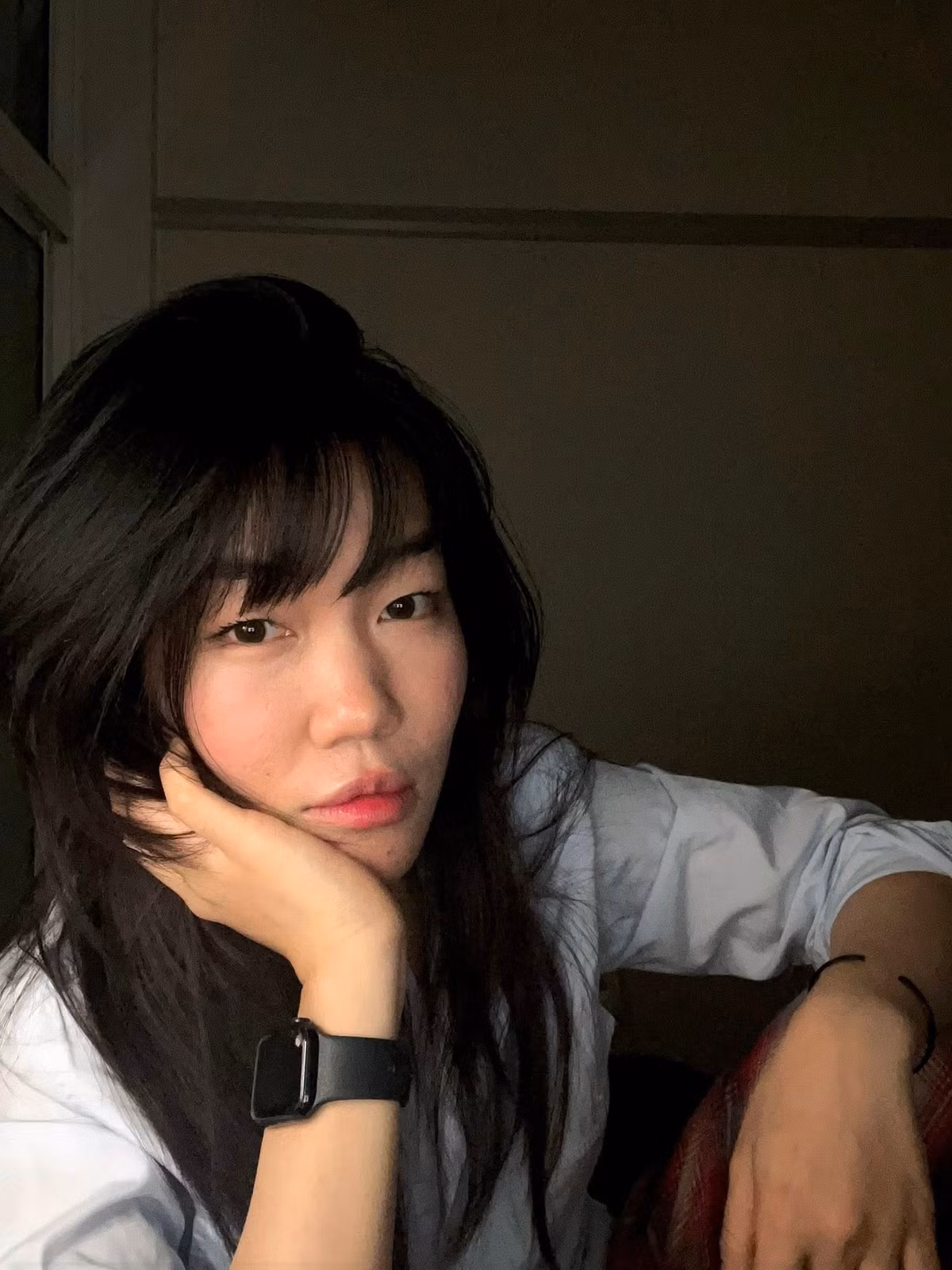 Ở thời điểm hiện tại, Lê Thụy vẫn yêu thương bản thân, tỏa ra năng lượng tích cực, không quá lệ thuộc vào cái nhìn của người khác. Cô nàng còn chia sẻ rằng cô đã có mục tiêu rõ ràng, không còn sợ những đêm ngủ gật trên tàu điện, những ngày chợt khóc vì tủi thân, tương lai mờ mịt vây kín tâm trí non trẻ. Thay vào đó là, trời còn xanh chân còn bước, mọi chuyện rồi sẽ ổn thôi!