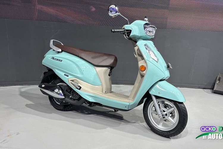 Suzuki Access 2025 mới ra mắt thị trường Ấn Độ là mẫu xe ga cho mục đích di chuyển hàng ngày trên đường phố với thiết kế mang phong cách hài hòa và nhỏ gọn đa dụng cho cả nam và nữ.