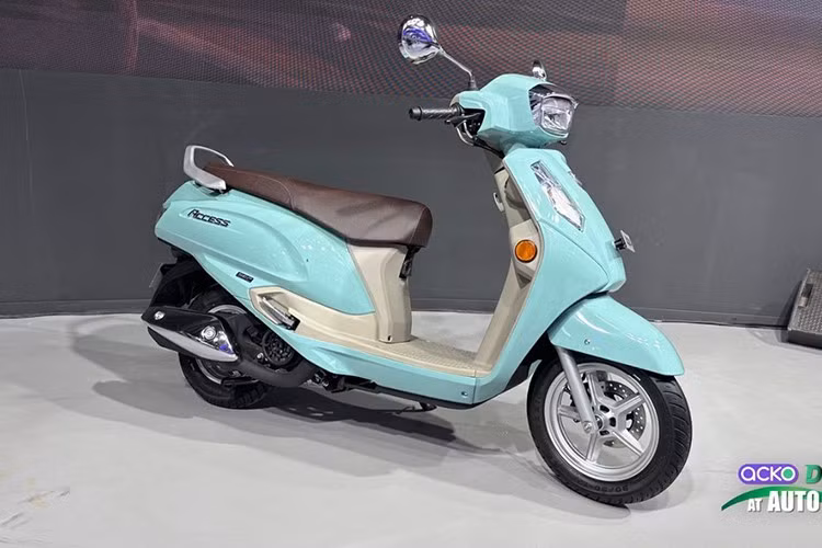 Suzuki Access 2025 mới ra mắt thị trường Ấn Độ là mẫu xe ga cho mục đích di chuyển hàng ngày trên đường phố với thiết kế mang phong cách hài hòa và nhỏ gọn đa dụng cho cả nam và nữ.