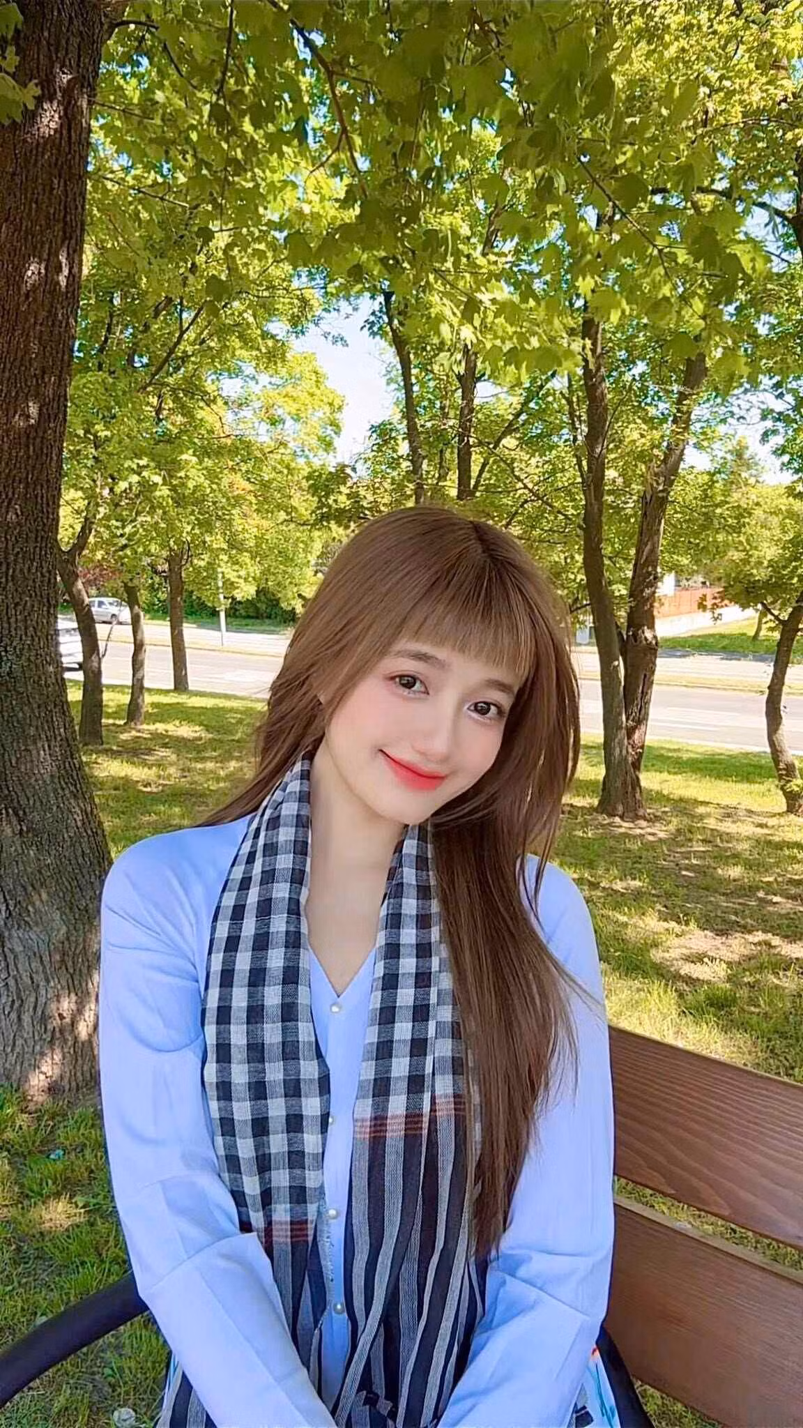 Ê Vo không phải biệt danh mà là… tên thật trên giấy khai sinh. Cô chia sẻ, bởi vì mẹ từng sống ở Hungary nên khi sinh con, bà đã lấy cảm hứng từ tên “Eva” - phát âm theo tiếng Hungary nghe gần giống “Ê Vo”. Gia đình muốn giữ nguyên cách viết này như một kỷ niệm đặc biệt.