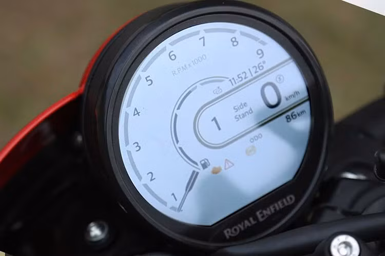 Royal Enfield cũng đã cập nhật các chế độ lái trên toàn bộ dòng sản phẩm. Phiên bản APEX được trang bị chế độ Street và Sport với tính năng lưu giữ chế độ (xe có thể ghi nhớ chế độ được chọn lần cuối ngay cả sau khi tắt máy). Các cập nhật tương tự cũng được áp dụng cho các phiên bản Dash và Flash.