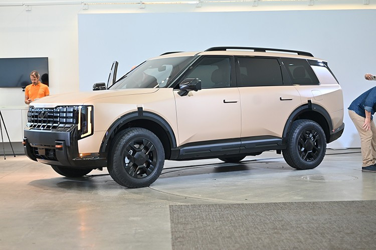 View - Cận cảnh Kia Telluride 2027 vừa ra mắt, giá bán chưa công bố | Báo Tri thức và Cuộc sống - TIN TỨC PHỔ BIẾN KIẾN THỨC 24H