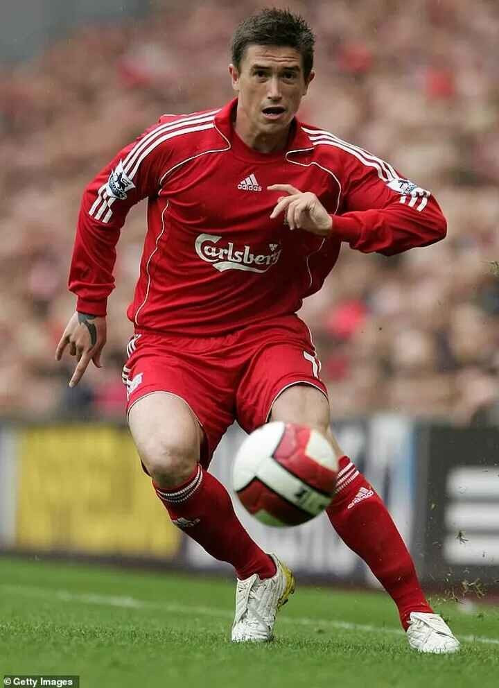 Tuy nhiên, chấn thương liên tiếp và sức khỏe không ổn định đã ảnh hưởng lớn tới phong độ và thời gian thi đấu của Kewell. Liverpool quyết định không gia hạn hợp đồng với ông vào năm 2008.