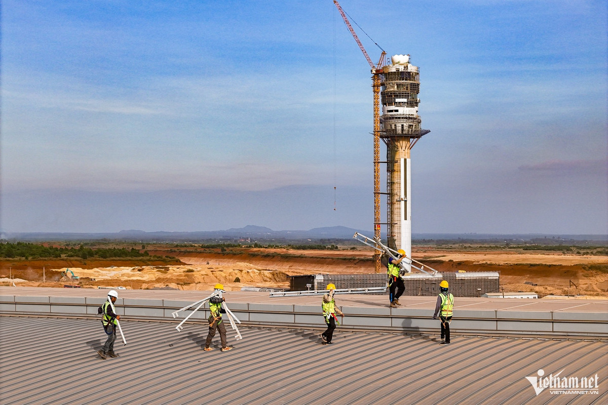View - Bên trong nhà ga hình bông sen của sân bay Long Thành sắp hoàn thiện | Báo Tri thức và Cuộc sống - TIN TỨC PHỔ BIẾN KIẾN THỨC 24H