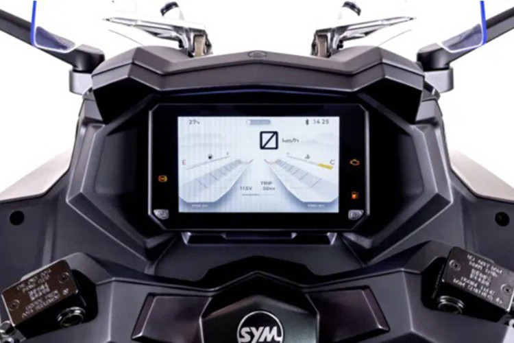 Về công nghệ, Jepardo trang bị đầy đủ các hệ thống an toàn và tiện ích hiện đại: hệ thống kiểm soát lực kéo TCS, ABS trước - sau, cụm đồng hồ TFT lớn hỗ trợ kết nối smartphone và camera hành trình tích hợp trực tiếp với màn hình.