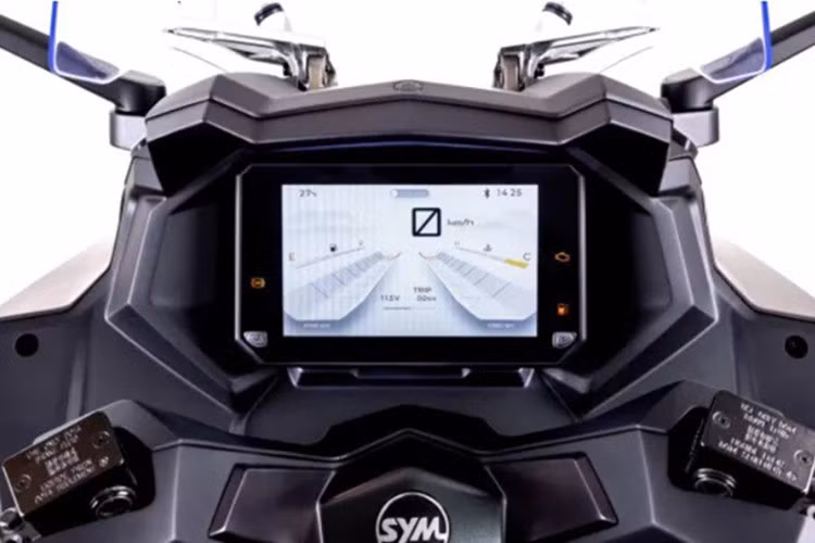 Về công nghệ, Jepardo trang bị đầy đủ các hệ thống an toàn và tiện ích hiện đại: hệ thống kiểm soát lực kéo TCS, ABS trước - sau, cụm đồng hồ TFT lớn hỗ trợ kết nối smartphone và camera hành trình tích hợp trực tiếp với màn hình.