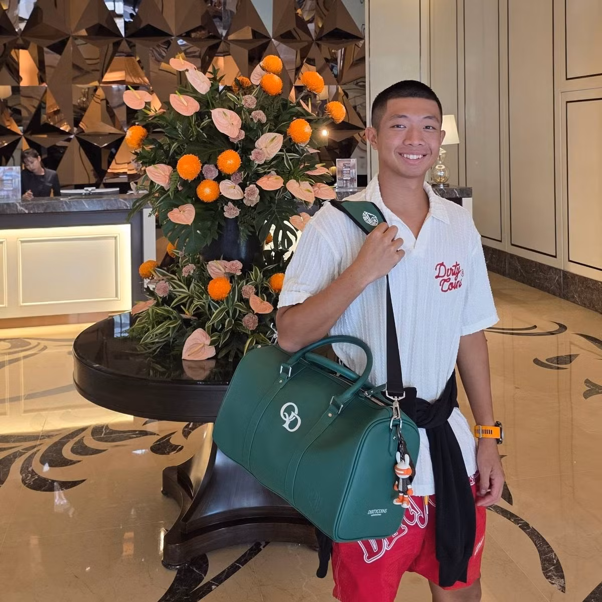 Quang Dương (tên đầy đủ là Dương Thiên Quang) là một tài năng trẻ gốc Việt sinh năm 2006, nổi tiếng trong giới pickleball quốc tế với nhiều thành tích đáng nể, từng đạt hạng 4 thế giới.