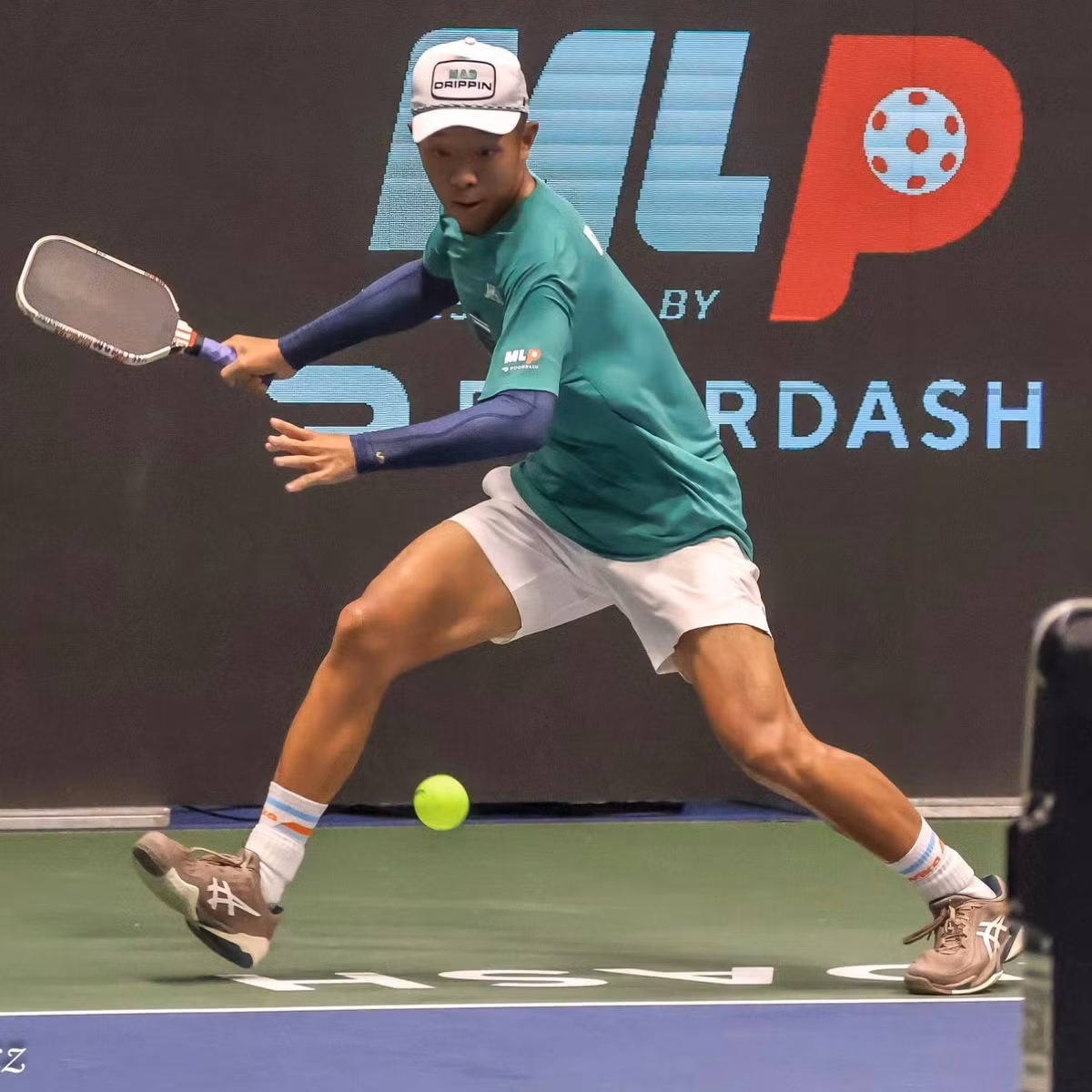 Quang Dương từng vô địch giải IHG Bristol Open 2024 và lọt vào top 4 bảng xếp hạng Hiệp hội Pickleball chuyên nghiệp (PPA) thế giới. Anh cũng đã đánh bại tay vợt số một thế giới là Ben Johns.