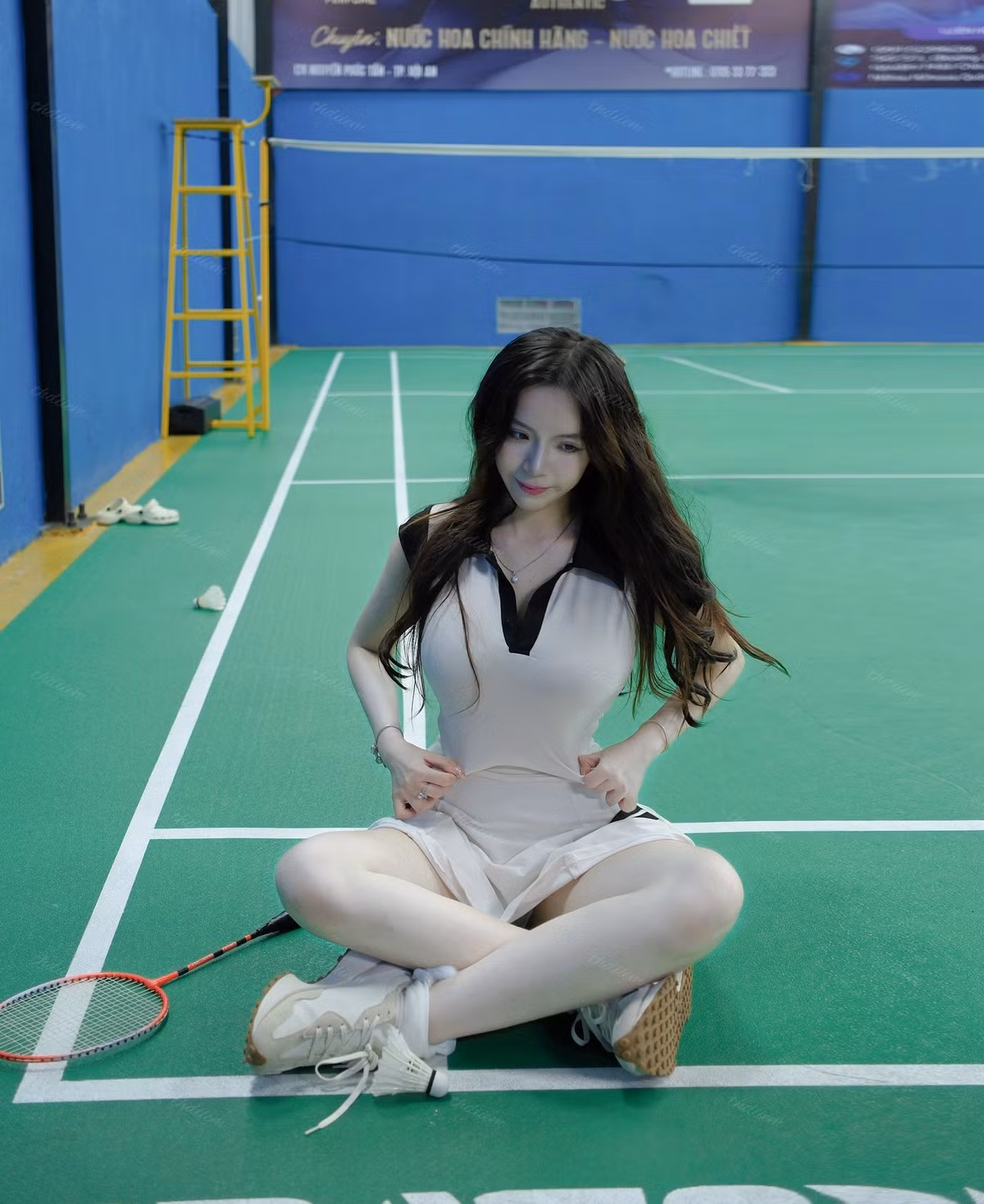 Ngay sau khi được chia sẻ, bộ ảnh của Thúy Diễm nhanh chóng nhận về lượng tương tác ấn tượng.