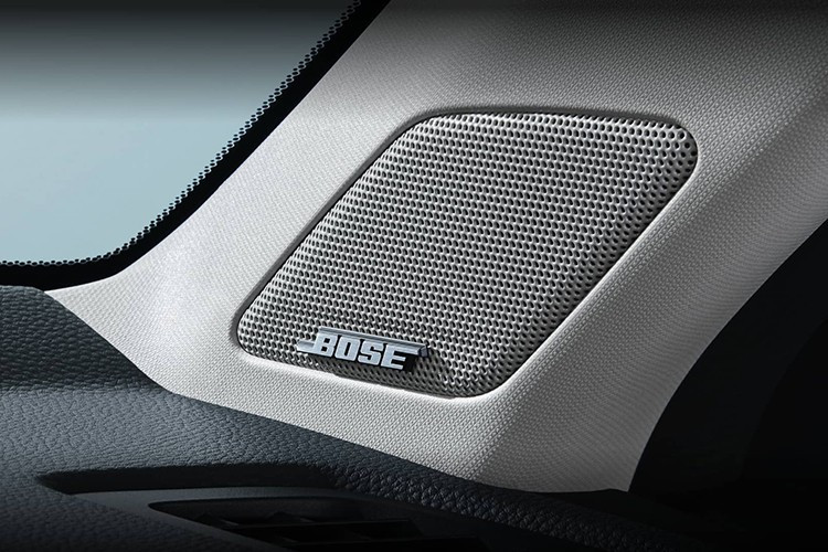 Honda cho biết tính năng tjw lái trên CR-V bản đặc biệt này chỉ là hệ thống hỗ trợ, người lái vẫn phải kiểm soát xe. Công nghệ này lần đầu được ứng dụng trên Honda Accord tại Nhật Bản, nay đã có mặt trên CR-V.