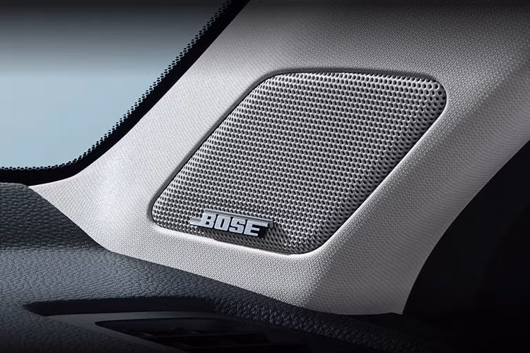 Honda cho biết tính năng tjw lái trên CR-V bản đặc biệt này chỉ là hệ thống hỗ trợ, người lái vẫn phải kiểm soát xe. Công nghệ này lần đầu được ứng dụng trên Honda Accord tại Nhật Bản, nay đã có mặt trên CR-V.