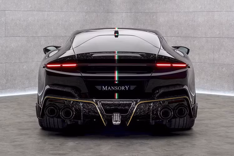 Ở cấu hình Equestre, "bản độ Ferrari 12 xi-lanh đầu tiên trên thế giới", theo cách gọi của Mansory, động cơ này sản sinh công suất lớn hơn một chút, cụ thể là 855 mã lực, tức tăng 25 mã lực. Mô-men xoắn cũng tăng từ 678 Nm lên 730 Nm.