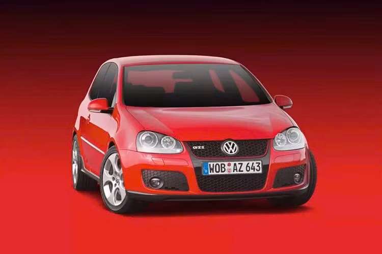 Volkswagen cho biết phiên bản đầu tiên "đã làm đảo lộn thế giới xe thể thao với hiệu năng vượt trội và giá trị tuyệt vời", và doanh số hơn 2,5 triệu chiếc trong gần nửa thế kỷ, là minh chứng quá rõ ràng cho lời khẳng định đó.