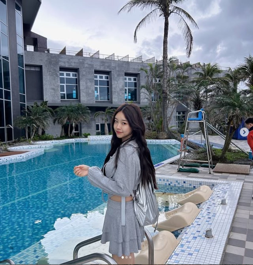 Judy thẳng thắn chia sẻ rằng đôi khi cô vẫn thấy ngại ngùng khi diện trang phục quá gợi cảm ở nơi công cộng, nhưng chính những trải nghiệm ấy lại giúp cô thêm mạnh mẽ, học cách yêu bản thân và lan tỏa năng lượng tích cực đến khán giả. Ảnh: Instagram nhân vật