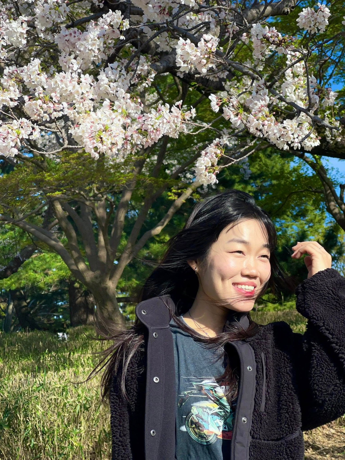 Những fan theo dõi hành trình của Lê Thụy từ lâu đoán rằng cuộc sống của một du học sinh không dễ dàng, khiến cô tích tụ những nỗi buồn theo thời gian.